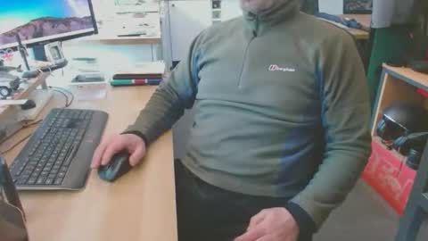 Snapshot of ch400 chatting on May 20, 2026, 1:39 pm ch400 online show from May 20, 2026, 1:39 pm