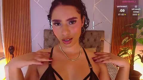 Snapshot of chaarlottee_69 chatting on May 7, 2026, 8:14 pm CHAARLOTTEE online show from May 7, 2026, 8:14 pm