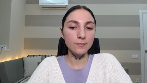 Kate online show from January 29, 2025, 1:38 pm