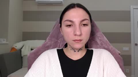 Kate online show from February 20, 2025, 7:01 am