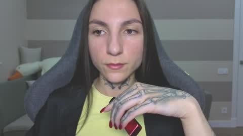 Kate online show from May 20, 2026, 6:19 am