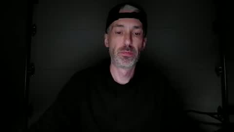 Snapshot of chadmanmi chatting on October 28, 2025, 1:20 am Chadman online show from October 28, 2025, 1:20 am