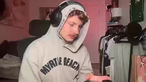 ChadTitan online show from October 10, 2025, 2:27 pm