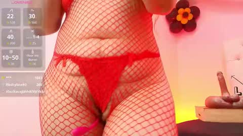 Snapshot of chalotte_grey chatting on October 15, 2025, 10:21 pm Charlotte Grey online show from October 15, 2025, 10:21 pm