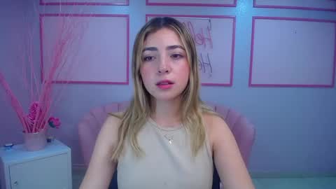 Snapshot of channel_blonde_a chatting on December 4, 2024, 4:49 pm channel_blonde_a online show from December 4, 2024, 4:49 pm