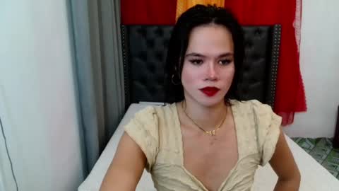 Snapshot of channel_maxine chatting on July 26, 2026, 8:32 am Rosette online show from July 26, 2026, 8:32 am