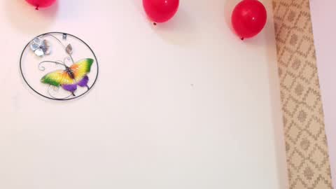 Raquel  online show from September 11, 2025, 12:05 pm