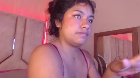 Snapshot of chantalpetit chatting on April 27, 2026, 12:25 pm chantalpetit online show from April 27, 2026, 12:25 pm