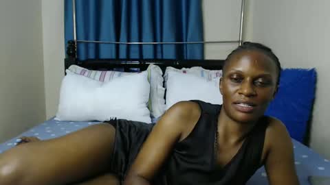 Snapshot of chantelsamz2 chatting on February 10, 2025, 12:08 am Chantel online show from February 10, 2025, 12:08 am