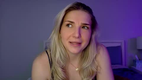 Snapshot of charbearxoxo chatting on February 14, 2026, 1:24 am char online show from February 14, 2026, 1:24 am