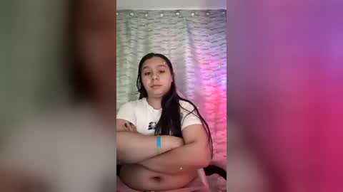 Snapshot of charis_21 chatting on July 5, 2026, 12:06 am charis 2 online show from July 5, 2026, 12:06 am