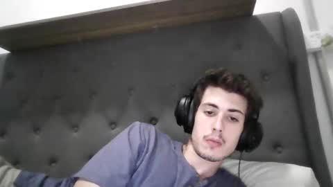 Snapshot of charismaticcharm chatting on January 10, 2025, 10:39 am charismaticcharm online show from January 10, 2025, 10:39 am