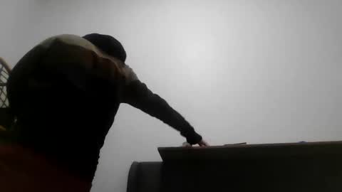 Snapshot of charismaticcharm chatting on January 13, 2025, 8:15 am charismaticcharm online show from January 13, 2025, 8:15 am