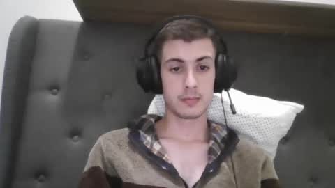 Snapshot of charismaticcharm chatting on January 23, 2025, 7:54 am charismaticcharm online show from January 23, 2025, 7:54 am