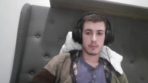 Snapshot of charismaticcharm chatting on January 31, 2025, 8:43 am charismaticcharm online show from January 31, 2025, 8:43 am