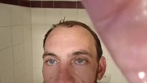 charlesb13 online show from April 16, 2026, 2:01 am