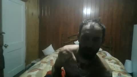 Snapshot of charlesb13 chatting on May 5, 2026, 5:26 am charlesb13 online show from May 5, 2026, 5:26 am