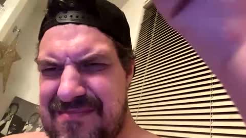 Snapshot of charlie371403 chatting on November 7, 2025, 7:30 am charlie371403 online show from November 7, 2025, 7:30 am