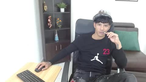 Snapshot of charlie_oconnor chatting on February 8, 2025, 3:08 am Charlie oconnor online show from February 8, 2025, 3:08 am