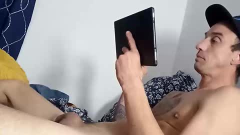 charliee636023 online show from November 10, 2025, 11:42 am