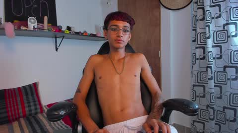 Snapshot of charlieerusso chatting on December 5, 2024, 8:00 am Charles Russo online show from December 5, 2024, 8:00 am