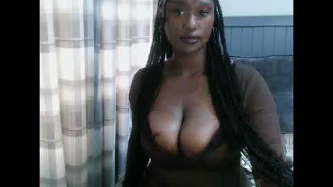 Snapshot of charllette chatting on April 18, 2026, 7:34 am charllette online show from April 18, 2026, 7:34 am