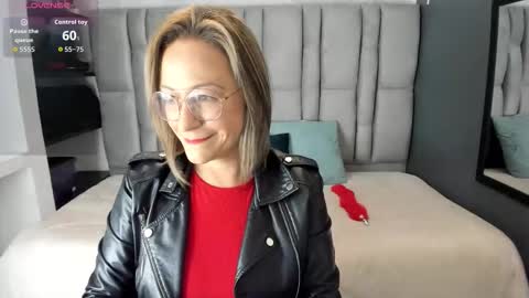 Charlot milf online show from February 9, 2026, 11:58 am