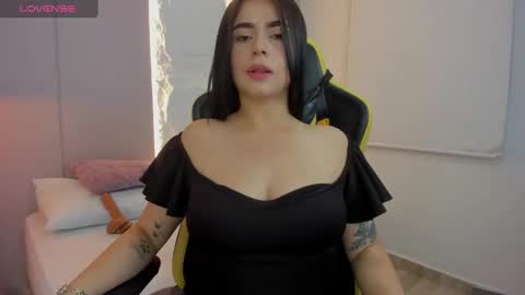 Snapshot of charlote_rossee chatting on September 18, 2025, 12:40 pm charlote_rossee online show from September 18, 2025, 12:40 pm