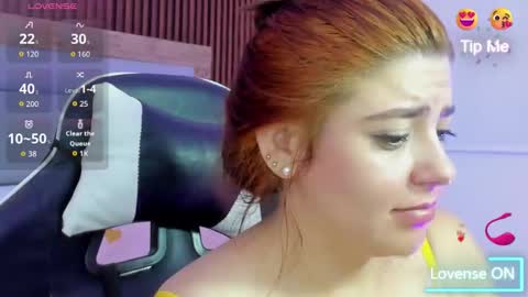 CHARLOTEE  online show from October 21, 2025, 7:53 am