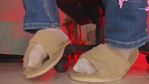 charlotte  grey online show from March 19, 2026, 8:13 pm