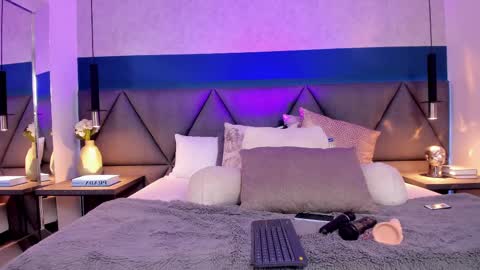 Snapshot of charlotte_copper chatting on March 8, 2025, 1:47 pm Charlotte online show from March 8, 2025, 1:47 pm