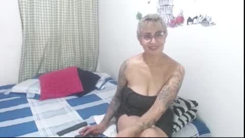 Snapshot of charlotte_gray_1 chatting on February 22, 2026, 12:01 am Charlotte online show from February 22, 2026, 12:01 am