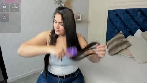 Snapshot of charlotte_mayers chatting on April 1, 2026, 11:22 am Charlotte Mayers online show from April 1, 2026, 11:22 am
