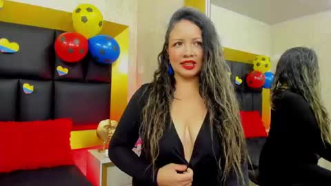 charlotte_monnroe online show from June 15, 2026, 1:24 pm