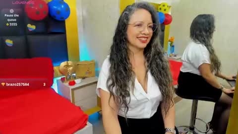 charlotte_monnroe online show from July 2, 2026, 2:01 pm