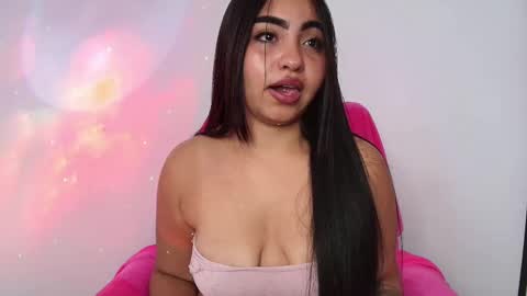 charlotte_princess_1 online show from February 21, 2025, 2:59 pm