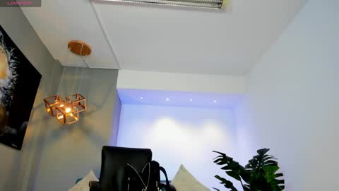 Charlotte  Everyday From 0700 to 1300 Col Time online show from April 12, 2026, 11:48 am