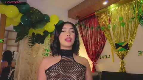 Charlote online show from April 16, 2026, 2:56 am