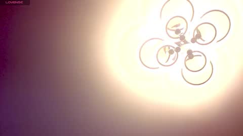 charlotteharuko online show from December 3, 2025, 9:18 am