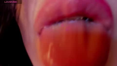 Snapshot of charlottemeyerr chatting on December 20, 2024, 8:01 pm charlot online show from December 20, 2024, 8:01 pm