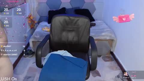 Charlotte Taylor online show from February 2, 2025, 6:10 pm