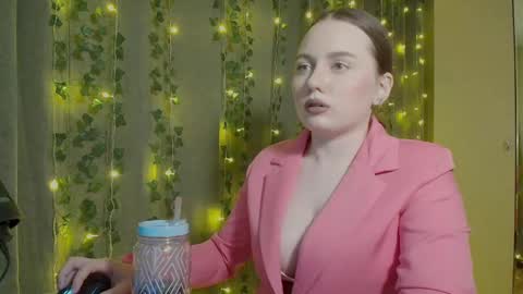 Kira online show from February 12, 2025, 5:16 pm