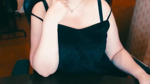 CharlotteXTasty online show from September 22, 2025, 10:39 am