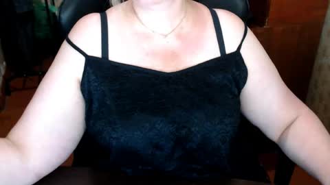 Snapshot of charlottextasty chatting on June 24, 2026, 12:04 pm CharlotteXTasty online show from June 24, 2026, 12:04 pm