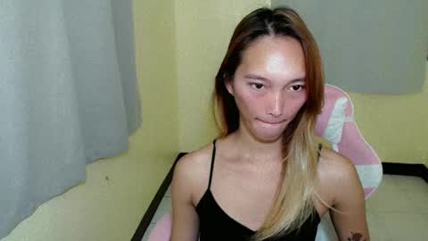 Snapshot of charm_fuckdoll8 chatting on February 16, 2025, 4:09 am charm_fuckdoll8 online show from February 16, 2025, 4:09 am