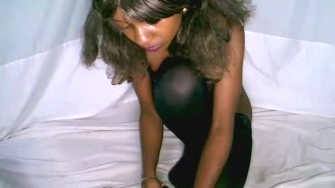 Snapshot of charmantegirl007 chatting on September 14, 2025, 3:49 am charmantegirl007 online show from September 14, 2025, 3:49 am