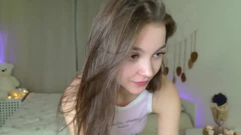 Snapshot of charming_bliss chatting on March 3, 2026, 3:40 pm Kaylee online show from March 3, 2026, 3:40 pm
