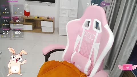 Elf online show from December 8, 2024, 7:22 pm