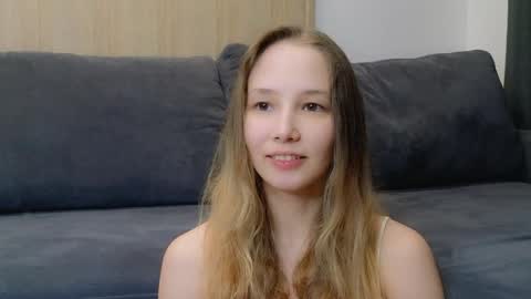 Snapshot of charming_evaa chatting on March 27, 2026, 4:51 pm Eva online show from March 27, 2026, 4:51 pm