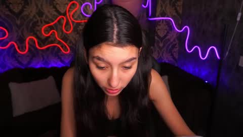 Snapshot of charmmocco chatting on February 14, 2025, 10:38 am SweetMoco online show from February 14, 2025, 10:38 am